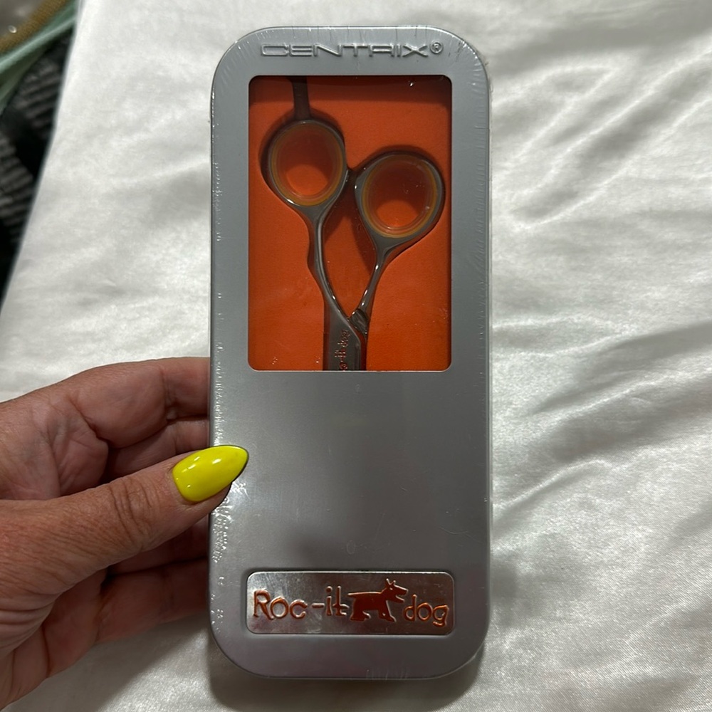 NEW Cricket roc-it dog thinning shear